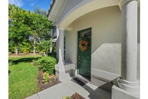 530 GRASSLANDS VILLAGE CIRCLE, LAKELAND, FL 33803 Sold 02/11/25