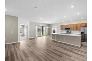 723 BENTLEY NORTH LOOP, AUBURNDALE, FL 33823 Sold 07/31/25