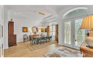 650 CRESCENT HILLS DRIVE, LAKELAND, FL 33813 Sold 02/06/25