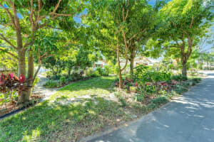 1323 VALLEY HILL, LAKELAND, FL 33813 Sold 05/13/25