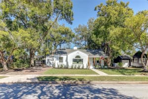 1217 PRINCETON STREET, ORLANDO, FL 32804 Sold 01/10/25