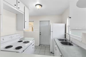 110 CAVALIER ROAD, WINTER HAVEN, FL 33880 Sold 01/22/25