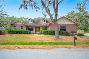5767 DEER FLAG DRIVE, LAKELAND, FL 33811 Sold 04/17/25