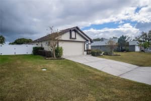 5324 ST LUCIA DR, LAKELAND, FL 33812 Sold 04/08/25