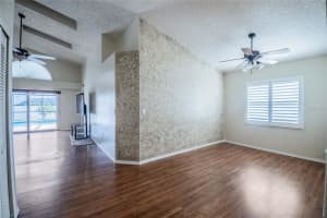 5324 ST LUCIA DR, LAKELAND, FL 33812 Sold 04/08/25