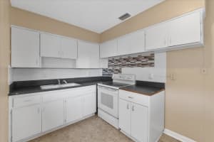 1060 29TH STREET, WINTER HAVEN, FL 33881 Sold 03/14/25