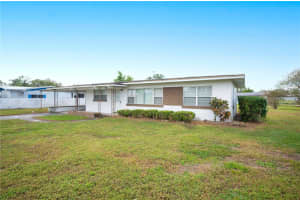 1568 LAKE SHIPP DRIVE, WINTER HAVEN, FL 33880 - MLS#MFRL4949527