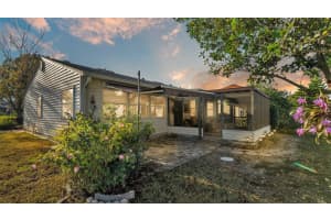 6069 KITTIWAKE DRIVE, LAKELAND, FL 33809 Sold 04/15/25