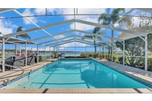 809 FAIRLANE DRIVE, LAKELAND, FL 33809 - MLS#MFRL4949718