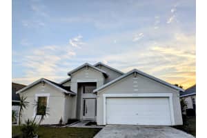 2721 ROCHELLE DRIVE, WINTER HAVEN, FL 33881 Sold 02/28/25