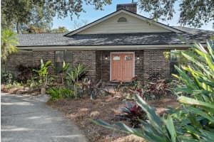 1241 SUMMIT CHASE DRIVE, LAKELAND, FL 33813 Sold 02/28/25