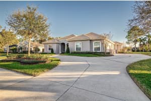 820 WHITESTONE COURT, LAKELAND, FL 33803 Sold 01/27/25