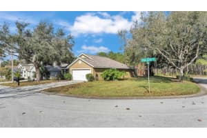 506 PINE CONE DRIVE, DAVENPORT, FL 33897 Sold 04/25/25