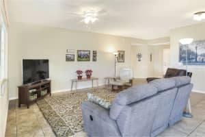 3951 SERENADE LANE, LAKELAND, FL 33811 Sold 02/28/25