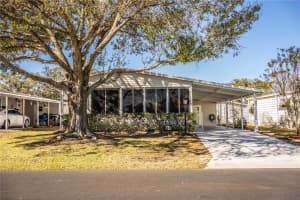 6122 GRAND OAKS DRIVE, WINTER HAVEN, FL 33884 Sold 03/12/25