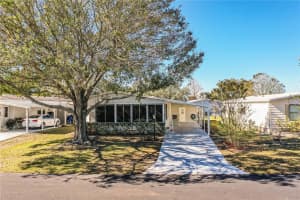 6122 GRAND OAKS DRIVE, WINTER HAVEN, FL 33884 Sold 03/12/25