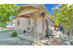 612 PEAR STREET, LAKELAND, FL 33815 Sold 04/11/25