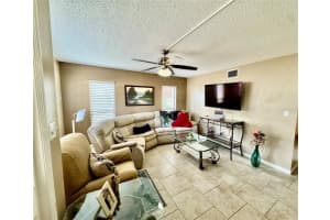 972 5TH STREET, CLERMONT, FL 34711 Sold 04/29/25