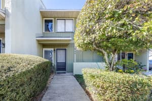 1561 LAKEVIEW DRIVE, SEBRING, FL 33870 Sold 08/20/25