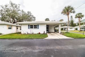 726 ERIE COURT, LAKELAND, FL 33803 Sold 07/02/25