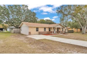 27 MOSS ROAD, AUBURNDALE, FL 33823 Sold 03/07/25