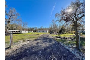 1320 CREEKWOOD RUN, LAKELAND, FL 33809 Sold 05/16/25