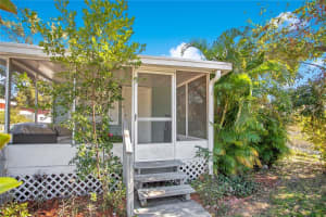 1133 N Brunnell Pkwy, LAKELAND