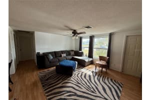 122 GULF BREEZE BOULEVARD, VENICE, FL 34293 Sold 07/17/25