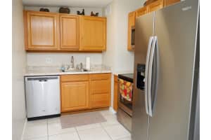 1914 ALEXANDER DRIVE, LAKELAND, FL 33803 Sold 03/11/25