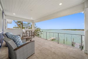 7899 CAUSEWAY BOULEVARD, ST PETERSBURG, FL 33707 Sold 04/30/25