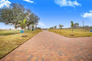 2200 MCCLELLAN ROAD, FROSTPROOF, FL 33843 - MLS#MFRL4950228