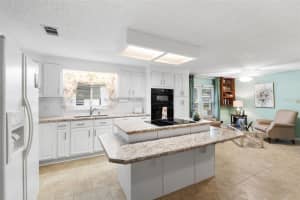 3221 PEBBLE BEND DRIVE, LAKELAND, FL 33810 Sold 08/07/25