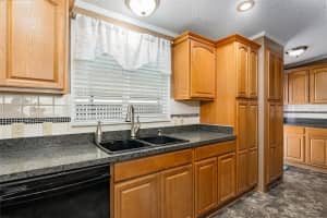 1801 QUAIL HILL DRIVE, LAKELAND, FL 33810 Sold 03/14/25