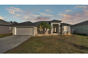 5181 ASHWOOD DRIVE, LAKELAND, FL 33811 Sold 03/21/25