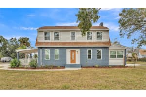 3220 CLUBHOUSE ROAD, LAKELAND, FL 33812 Sold 04/17/25