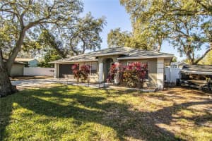 2227 HOWARD WEST AVENUE, WINTER HAVEN, FL 33880 Sold 04/04/25