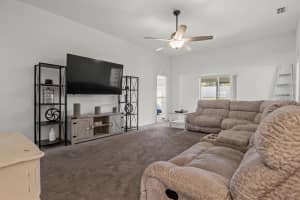 6046 EAGLE POINTE DRIVE, LAKELAND, FL 33812 Sold 03/31/25