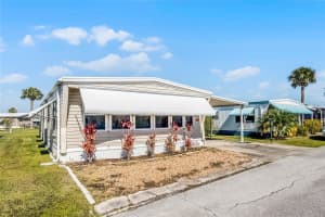 521 LAKESIDE RANCH WAY, WINTER HAVEN, FL 33881 - MLS#MFRL4950376