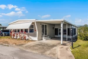 521 LAKESIDE RANCH WAY, WINTER HAVEN, FL 33881 - MLS#MFRL4950376