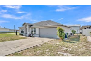 4607 PALMETTO DRIVE, WINTER HAVEN, FL 33881 Sold 04/07/25