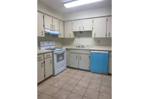 256 VILLAGE VIEW LANE, LAKELAND, FL 33809 - MLS#MFRL4950536