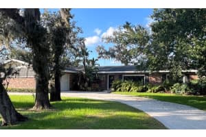 528 Laurel Ln, LAKELAND
