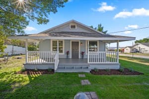 602 ORANGE STREET, AUBURNDALE, FL 33823 Sold 06/09/25