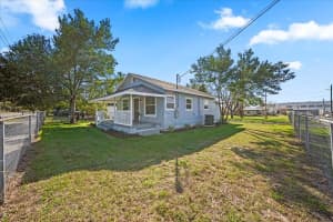 602 ORANGE STREET, AUBURNDALE, FL 33823 Sold 06/09/25