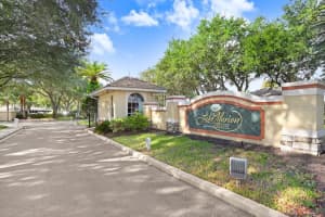116 OCEAN BLUFF DRIVE, KISSIMMEE, FL 34759 - MLS#MFRL4950649