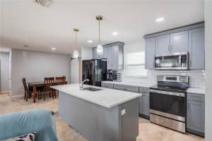 808 SPIRIT LAKE ROAD, WINTER HAVEN, FL 33880 Sold 03/12/25