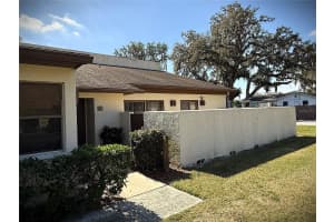 1880 CRYSTAL LAKE DRIVE, LAKELAND, FL 33801 - MLS#MFRL4950657