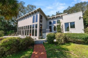 14 LAKE HOLLINGSWORTH DRIVE, LAKELAND, FL 33803 Sold 04/04/25