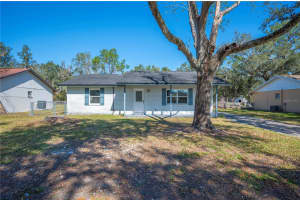 2926 DELROSE DRIVE, LAKELAND, FL 33805 - MLS#MFRL4950707
