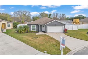 8185 WOODVINE CIRCLE, LAKELAND, FL 33810 Sold 04/30/25